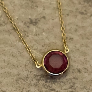 16 inch, Vintage Art Deco Red Circular Faux Gem Gold Tone Choker Necklace by Avon - I32
