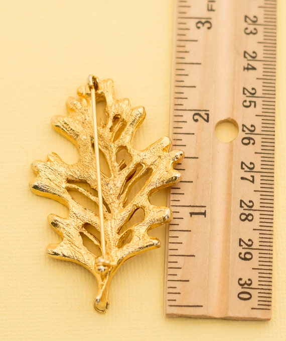 Vintage Mid Century Gold Tone Leaf Brooch i16 - image 2