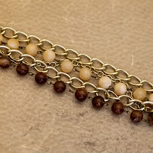 7 inch, Vintage Brown & Beige Beads Gold Tone Bracelet - I34
