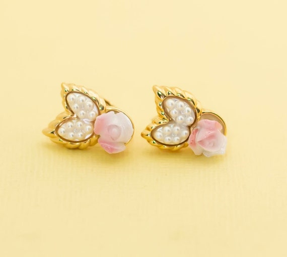 Earring Set Vintage Clip On Genuine Bisque Porcelain Pastel Pink Roses Gold Tone Clips Porcelain Petals Clip Earrings Pastel Pink Avon 1987