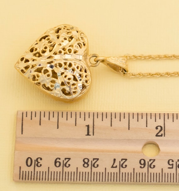 Vintage Gold Tone Heart Pendant Necklace 23 Inche… - image 3