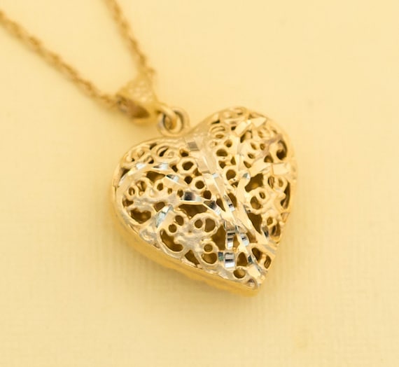 Vintage Gold Tone Heart Pendant Necklace 23 Inche… - image 1