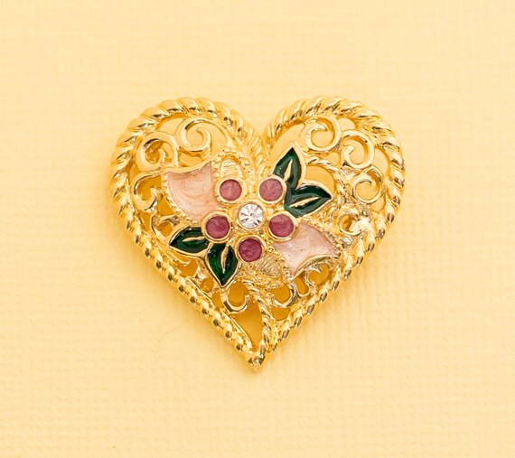 B3 Heart Brooch Vintage Broach Avon Jewelry Avon Brooch Love Brooch Heart Broach Vintage Brooch Gold Heart Brooch