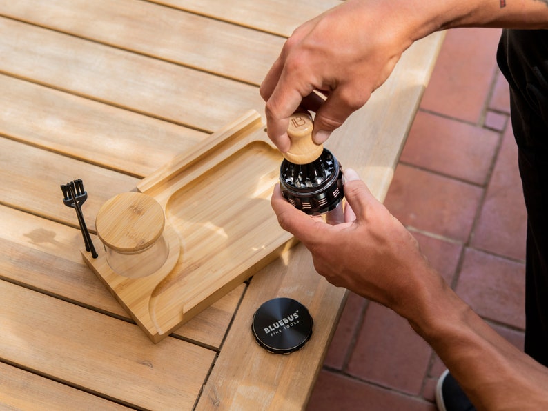 GENESIS Large Bamboo Stash Box with Lock, Sliding Rolling Tray, Brush, 3 Airtight Stash Jars, Grinder Stashbox Gift Idea Set image 7