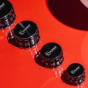 GA Extra Large Grinder 3.5&quot; Black Aluminum Herb Grinder, Spice/Herbs Crusher with Pollen Catcher - Solid & Heavy-Duty Build, Great Gift Idea