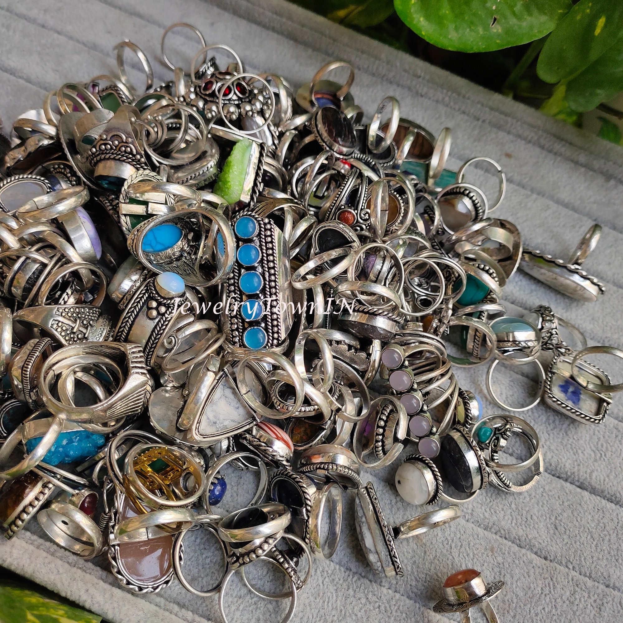 Wholesale sale jewelry town