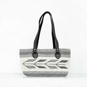 Cartera gris y crema, bolso de mano de mujer Southwest, bolso de hombro exclusivo para uso diario
