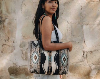 Handwoven Zapotec Wool Tote Bag, Gray Black Southwest Tote, Mirrored Agave Design