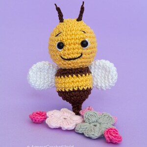 Little Bee Crochet Pattern Amigurumi Pdf Tutorial - Etsy