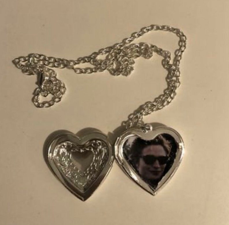 Love Heart Locket Chain Necklace 