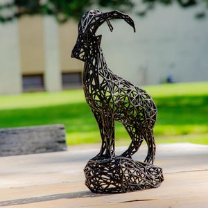 Geometric Ibex Sculpture | Black Alpine Wireframe Decor from Tyrol | Mountain Lover and Capricorn Gift bild 1