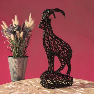 Geometric Ibex Sculpture | Black Alpine Wireframe Decor from Tyrol | Mountain Lover and Capricorn Gift bild 3