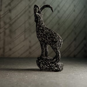 Geometric Ibex Sculpture | Black Alpine Wireframe Decor from Tyrol | Mountain Lover and Capricorn Gift bild 6