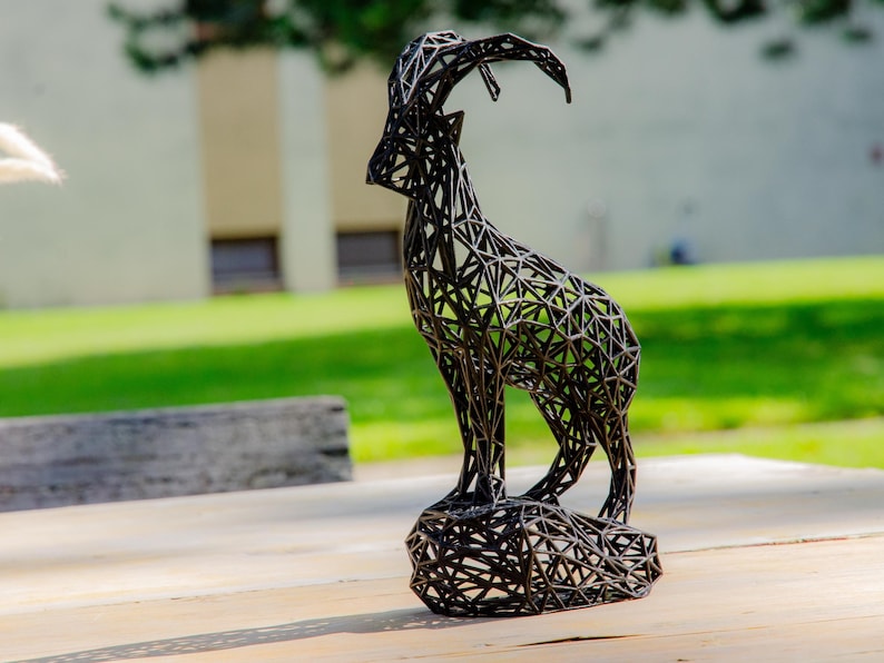 Geometric Ibex Sculpture | Black Alpine Wireframe Decor from Tyrol | Mountain Lover and Capricorn Gift bild 1