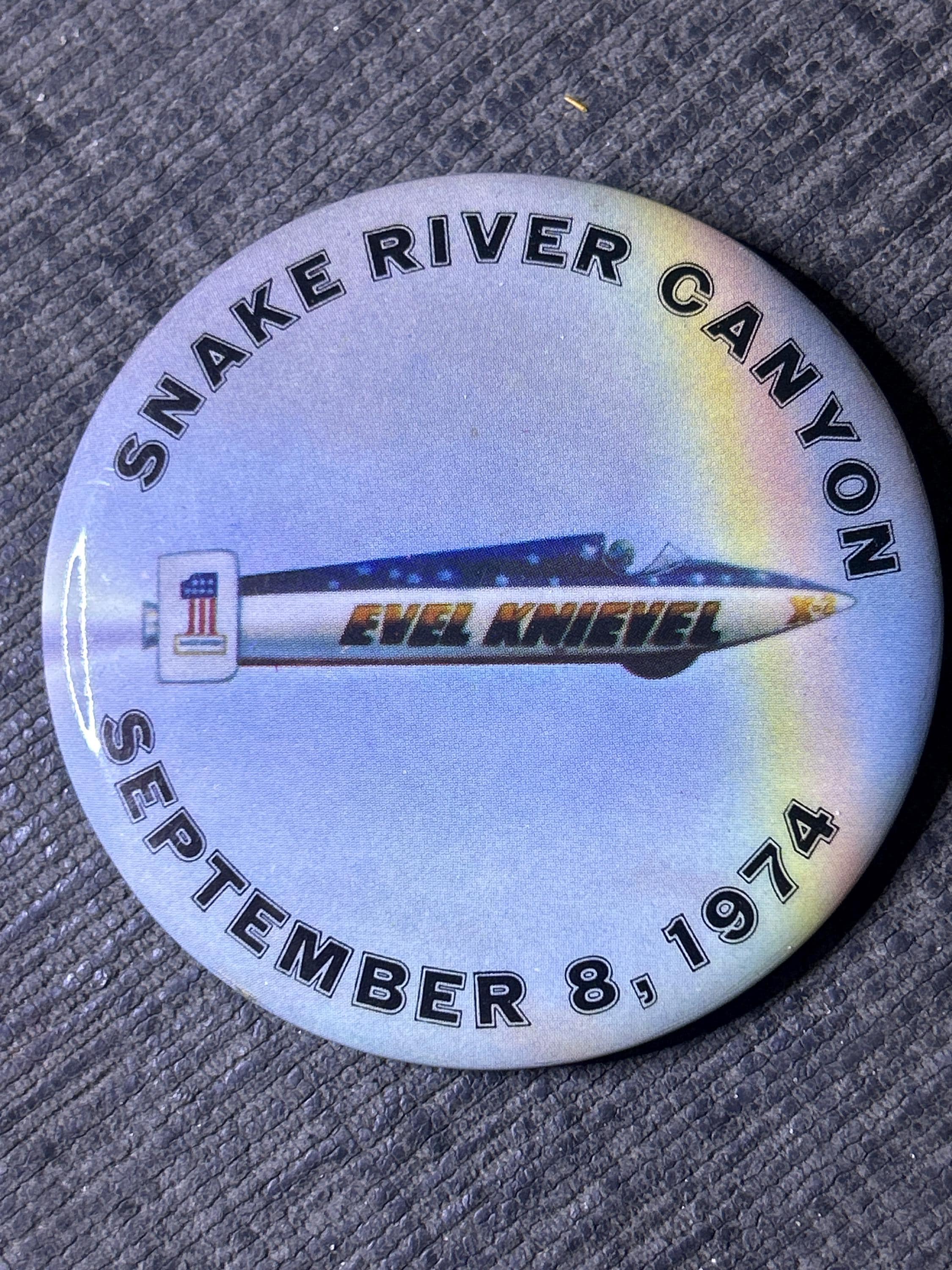 Evel Knievel Button “snake River Canyon” September 8th, 1974 (rare