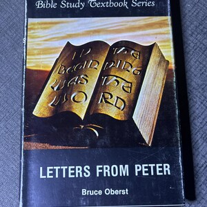 Série de livros didáticos de estudo bíblico “Cartas de Pedro” por Bruce Oberst College Press HC-DJ