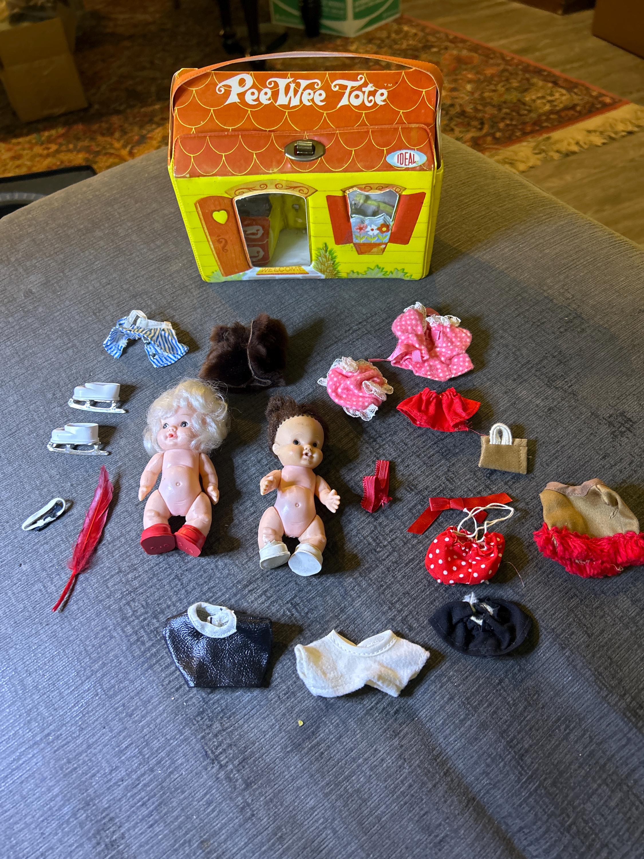 Pee Wee Doll Set with Tote (2 Dolls) Ideal-Uneeda 1966