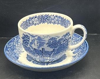 Wedgwood Romantic England Blue "4 platte kop en schotels" (nieuwe, ongebruikte oude voorraad)