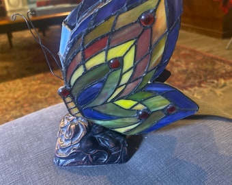 Lampe papillon vintage en vitrail