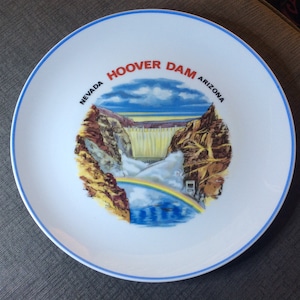 1980’s Hoover Dam Collectors plate 9 1/4 inch
