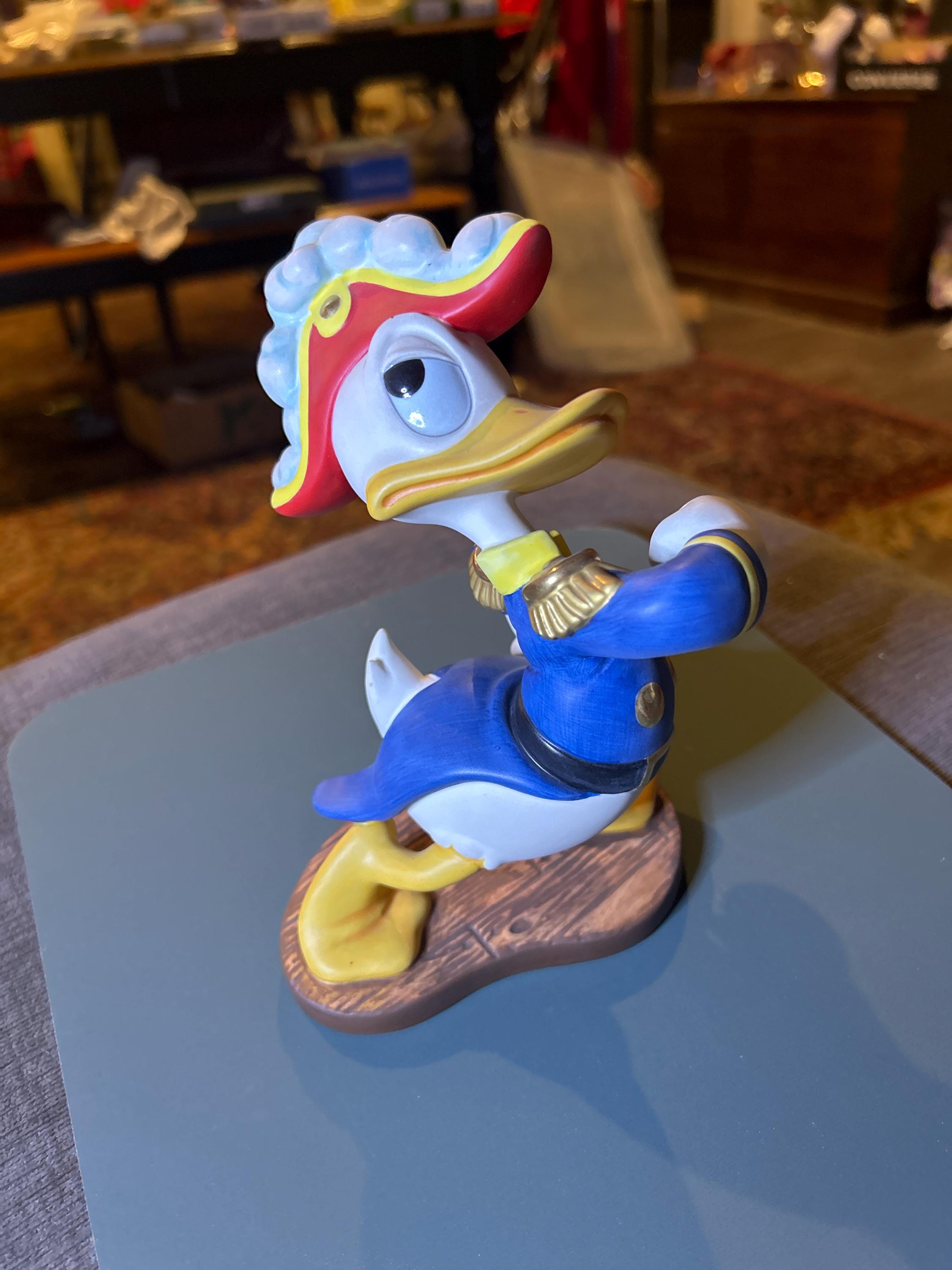 ディズニー　wdcc ドナルドダック フィギュア 2体セット ディズニー wdcc ドナルドダック フィギュア 2体セット