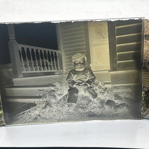4x5 ガラス板ネガ（階段の上の少年）1910 年以前 白黒 - Etsy 日本