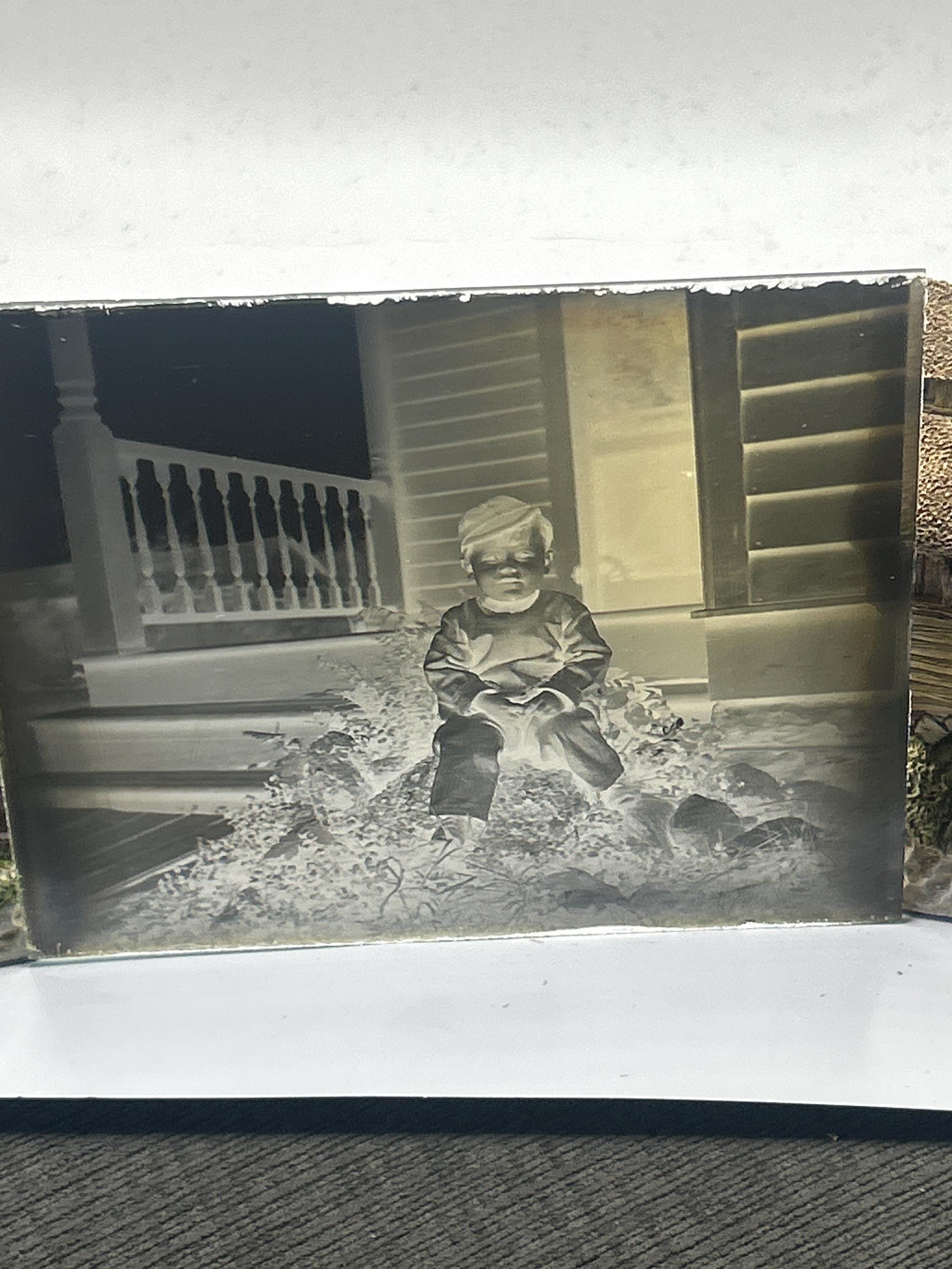 4x5 ガラス板ネガ（階段の上の少年）1910 年以前 白黒 - Etsy 日本