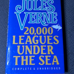 Jules Verne “20,000 Leagues Under The Sea” HCDJ-1987 Excellent
