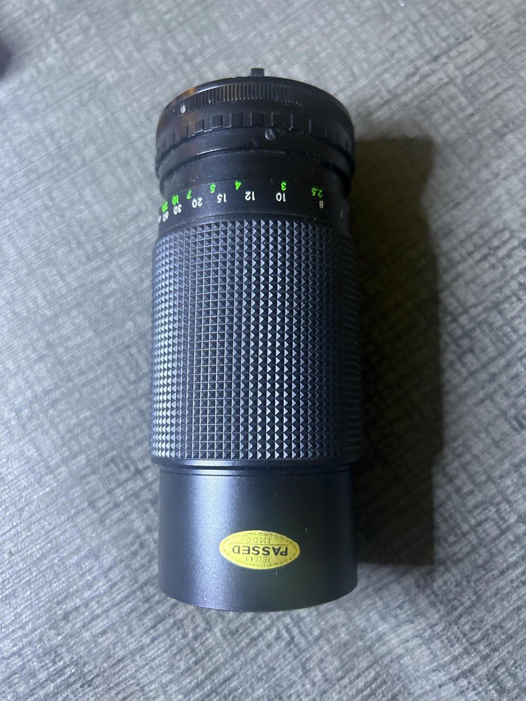 Canon Sakar MC 80-200mm 1:4.5 52mm Zoom/C-Macro Lens w/soft case