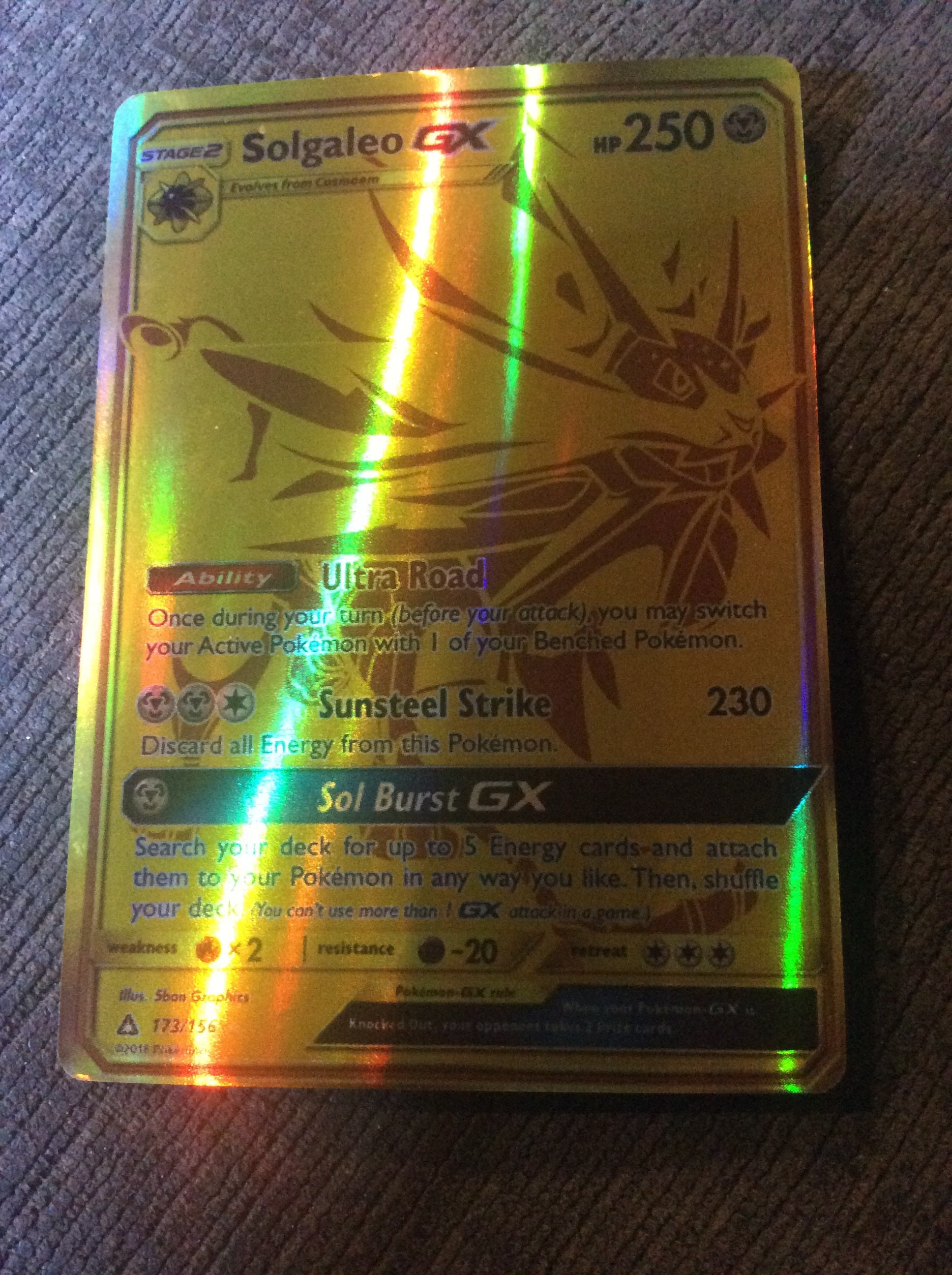 Golden solgaleo GX Pokémon card