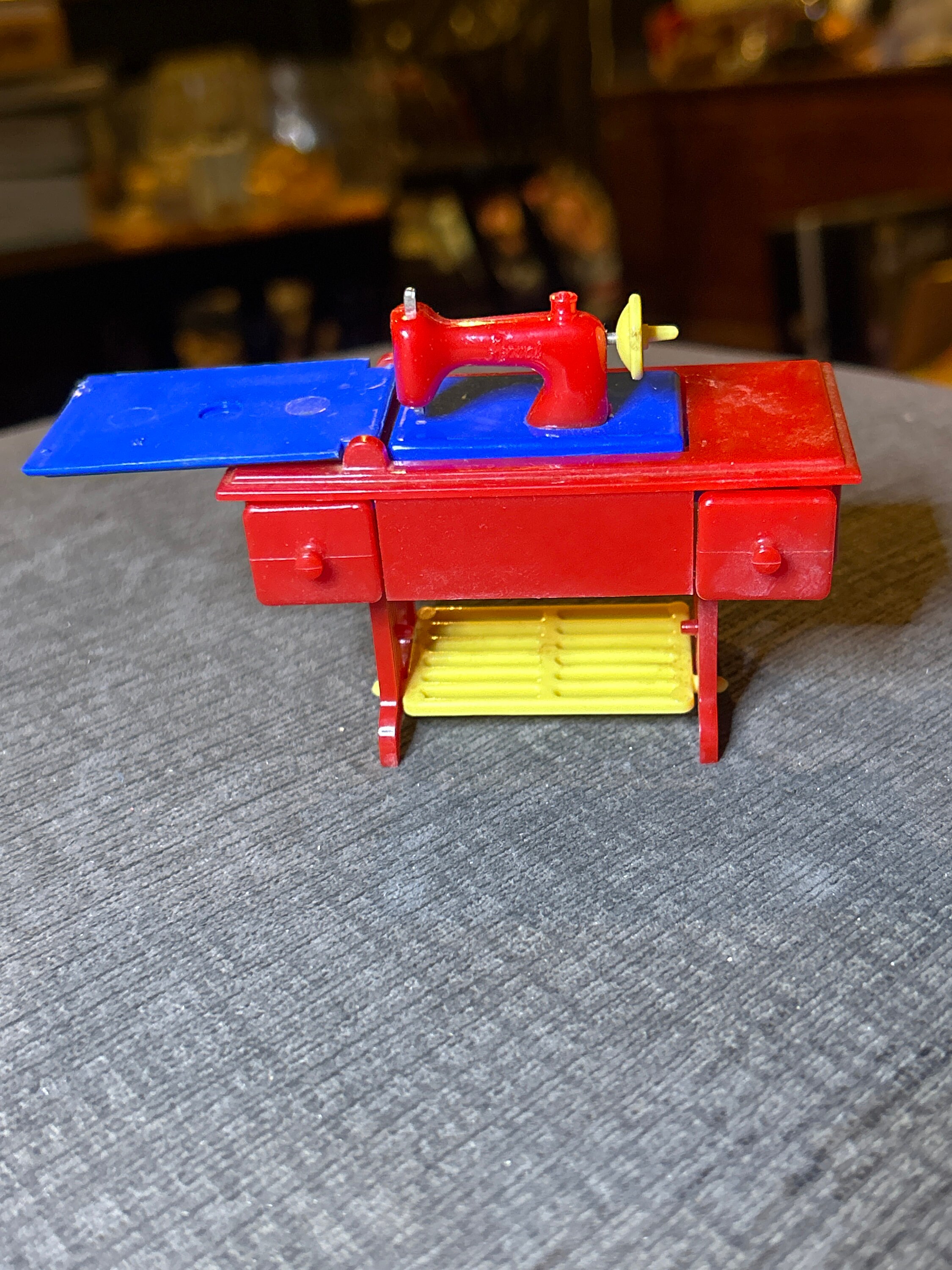 Renwal Dollhouse sewing Machine Plastic No. 89 like New Made in USA Etsy Canada