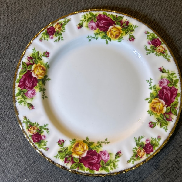 Royal Albert “Old Country Roses” 8 inch Salad Plate