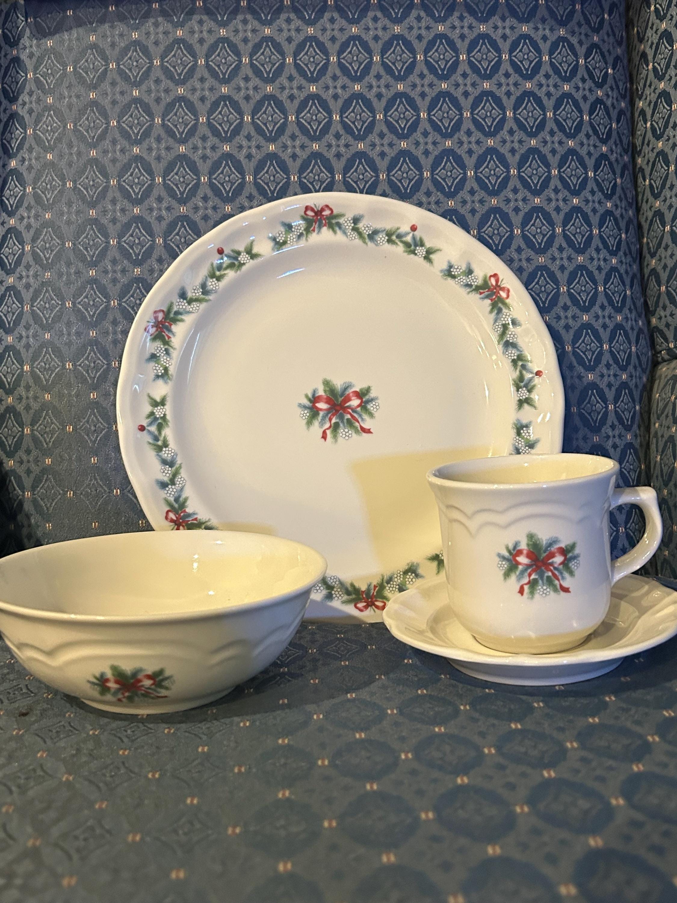 Pfaltzgraff Red Ribbon Pieces Setting (christmas) Retired