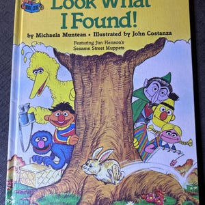 Sesame Street Library HC “Look What I Found” Very Good