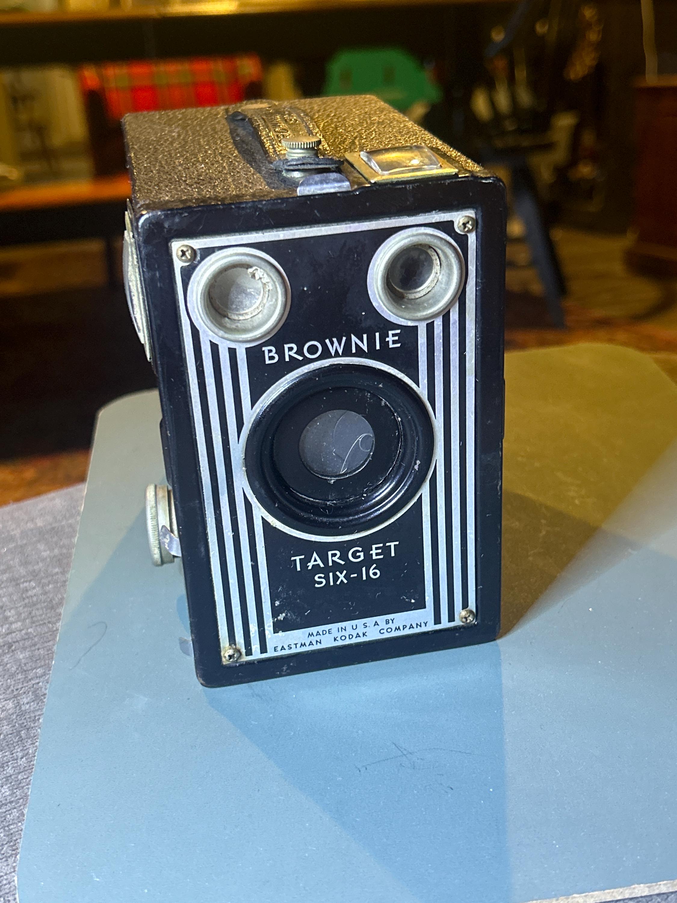Antique BROWNIE Target Six-16 Camera Art Deco Eastman Kodak