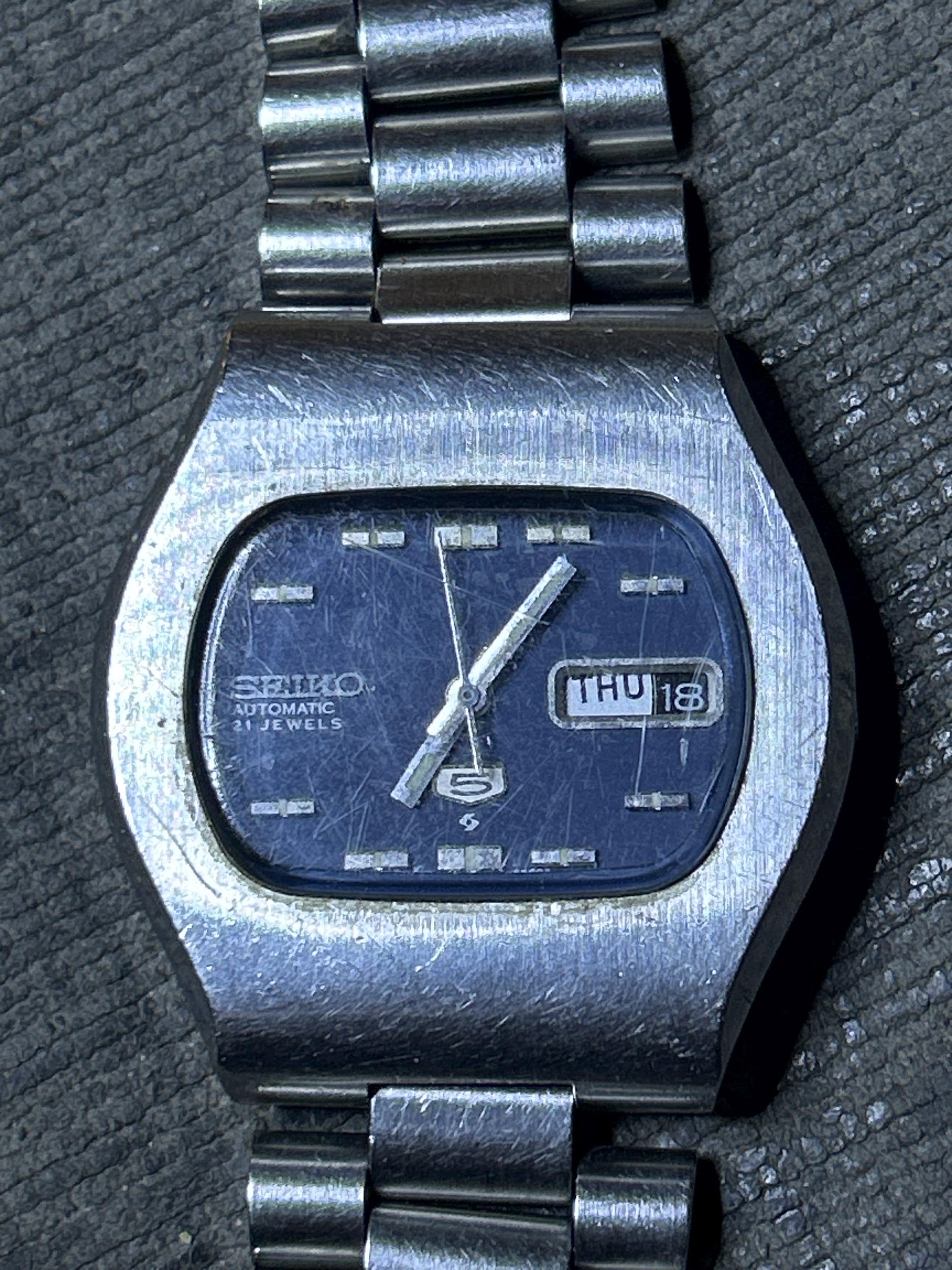 1960's Seiko 5 Automatic (21 Jewel) Works Great (oblong Face) 6119