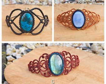 Bracelets manchettes en micro macramé et minéraux : chrysocolle / opale bleue / labradorite