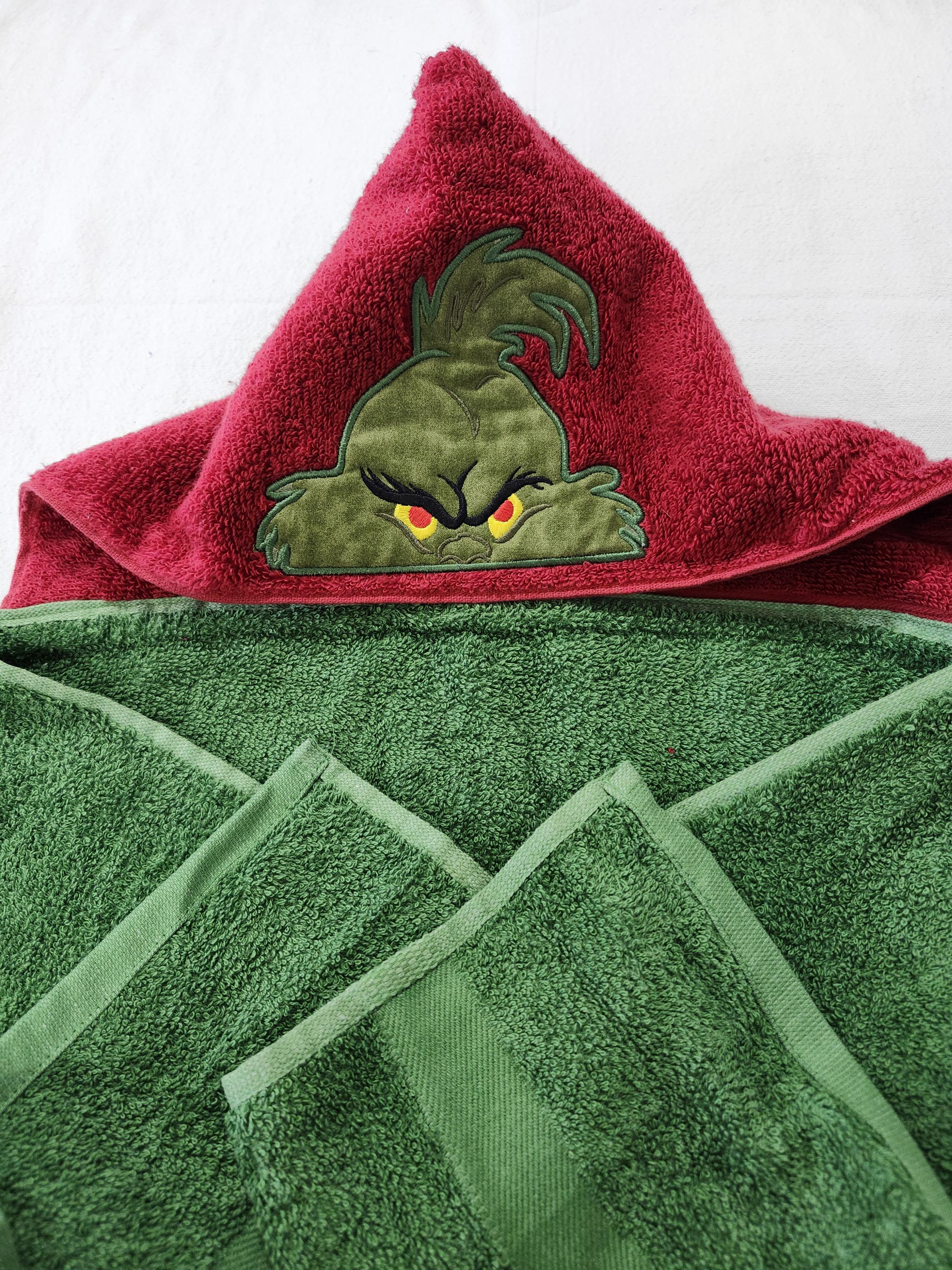 Grinch グリンチ　キッチンタオル Dr. Seuss' The Grinch 2pk Embroidered Hand Towels | eBay