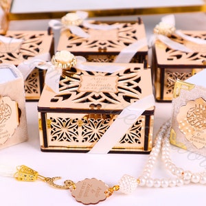 Conjunto de Tasbeeh Mini Alcorão Personalizado em Caixa de Madeira com Espelho Dourado | Ramadan Eid Casamento Aniversário Chá de Bebê Islâmico Muçulmano Favores de Festa
