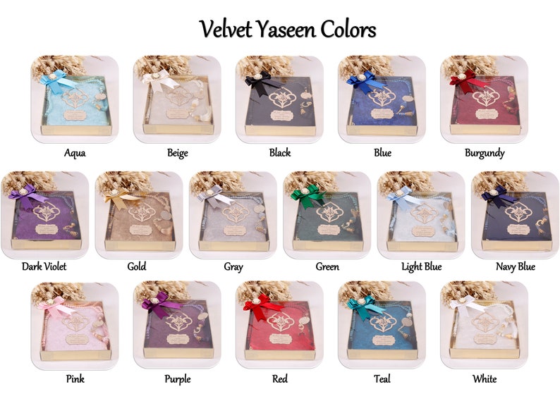 K&ouml;nnte beinhalten: Eine Sammlung von Samt-Yaseen-H&uuml;llen in verschiedenen Farben, darunter Aqua, Beige, Schwarz, Blau, Burgunderrot, Dunkelviolett, Gold, Grau, Gr&uuml;n, Hellblau, Marineblau, Rosa, Lila, Rot, T&uuml;rkis und Wei&szlig;. Jede H&uuml;lle wird in einer durchsichtigen Plastikbox mit goldener Einfassung und einer dekorativen Schleife pr&auml;sentiert.