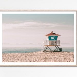 Beach wall art, Lifeguard stand print, Lifeguard tower print, Neutral Beach decor, Pastel Ocean print, Pastel tones Beach print digital art