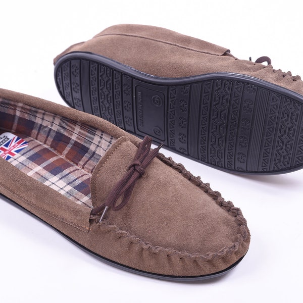 Mocasines de suela dura de ante marrón para hombre hechos a mano en el Reino Unido