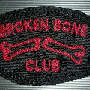 Broken Bone Club - Biker - naai-/strijkpatch 10135
