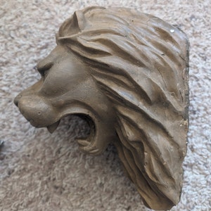 Lion Head wall sculpture plaque 8"