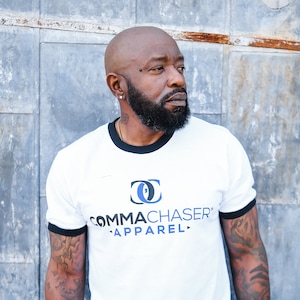 White & black/blue comma chaser t-shirt