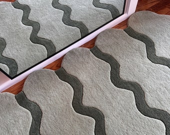 Sculpted Edge Hand Tufted Rug, Wavy Wool Area Rug Irregular Shape