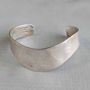 ブレスレット SILVER CRYSTAL DETAIL CUFF BRACELET Wide Sterling Silver Cuff With Flowers and Swirls, Floral