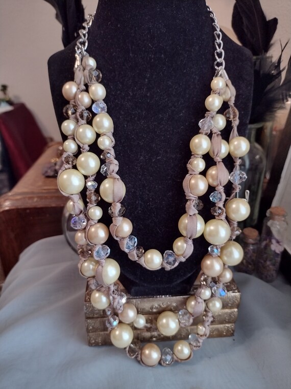 Plunder pearl necklace clearance