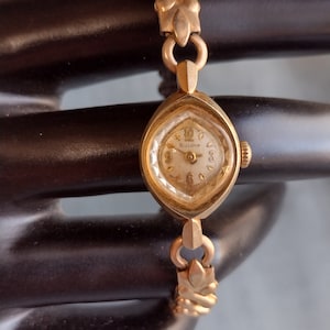 Vintage Bulova 10k Yellow Gold Bezel and Gold Watch Band