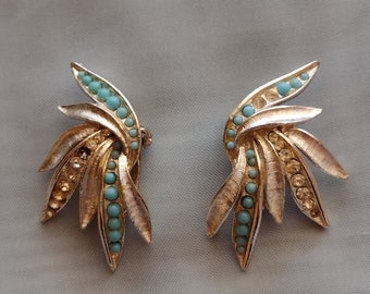 Vintage Signed ART Arthur Pepper Clip on Earrings Turquoise Beads on Silver Tone